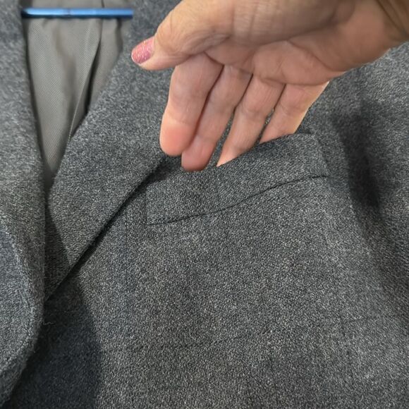 OSCAR DE LA RENTA MENS BLAZER SIZE 43R - Picture 9 of 10